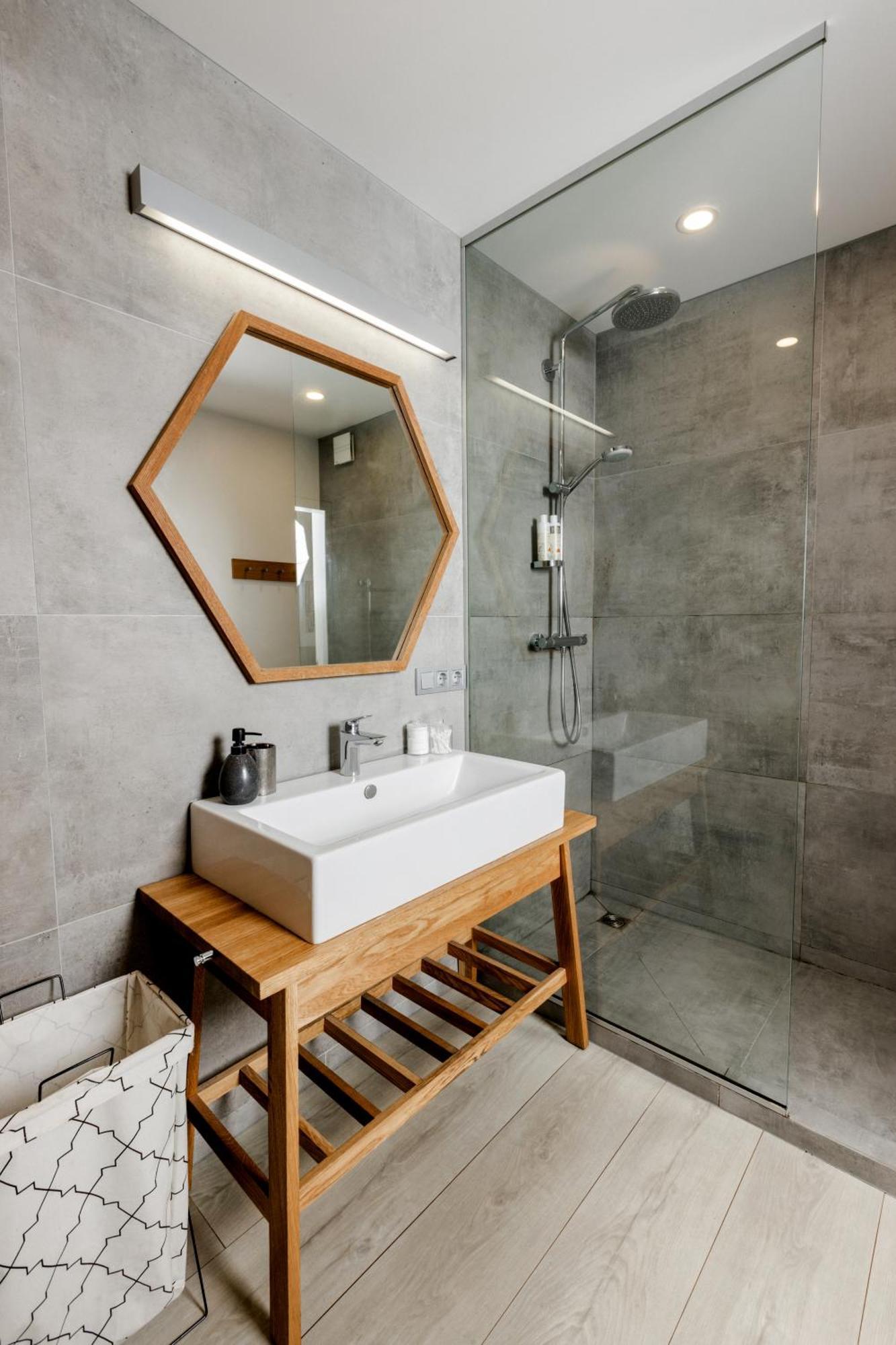 Modern And Spacious Loft Type Apartment 8 With Free Private Parking By "Owl Jazz Apartments" Kaunas Exterior foto